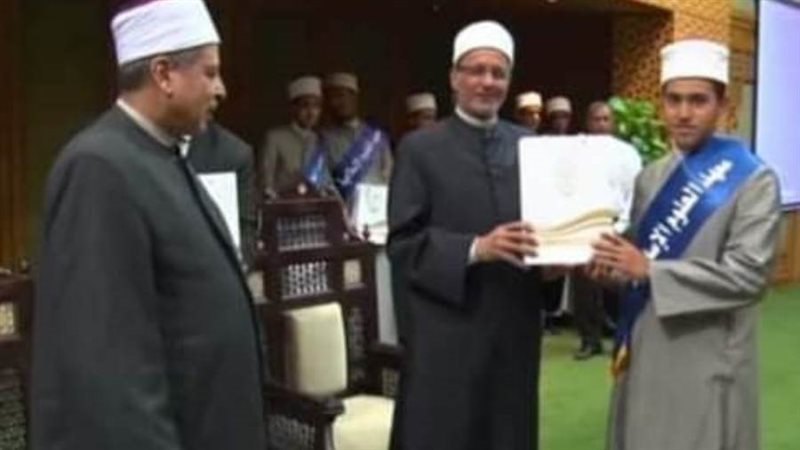 عبد الرحمن مع د.الضوينى