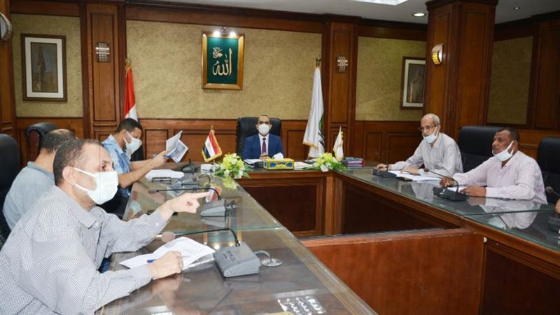 إجتماع نائب محافظ