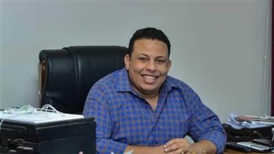 مؤمن أشرف: يجب تشديد الرقابة على السوشيال ميديا حتى لا تستخدم في النصب ونشر الشائعات