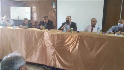 الإرشاد الزراعي يبحث توعية المزارعين بفوائد تحديث الري