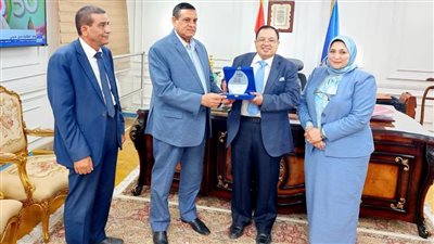 علاج وتحصين 5274 حيوانا فى قافلة بقرى حياة كريمة بالبحيرة