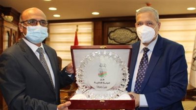 رئيس هيئة النيابة الإدارية يستقبل المستشار عمر مروان وزير العدل