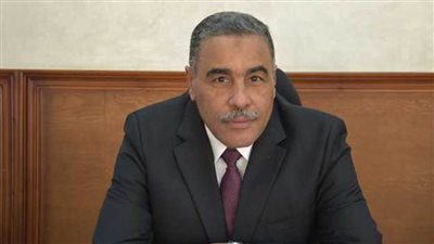 محافظ مطروح يثنى على جهود بيت الزكاة فى دعم الأسر الأكثر احتياجا