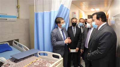 وزير التعليم العالي: مستشفيات جامعة الإسكندرية تشهد طفرة نوعية