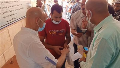 وكيل صحة الشرقية يتابع تطعيم المواطنين بلقاح كورونا