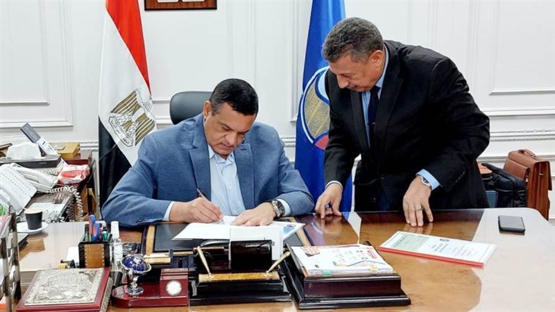 محافظ البحيرة يعتمد