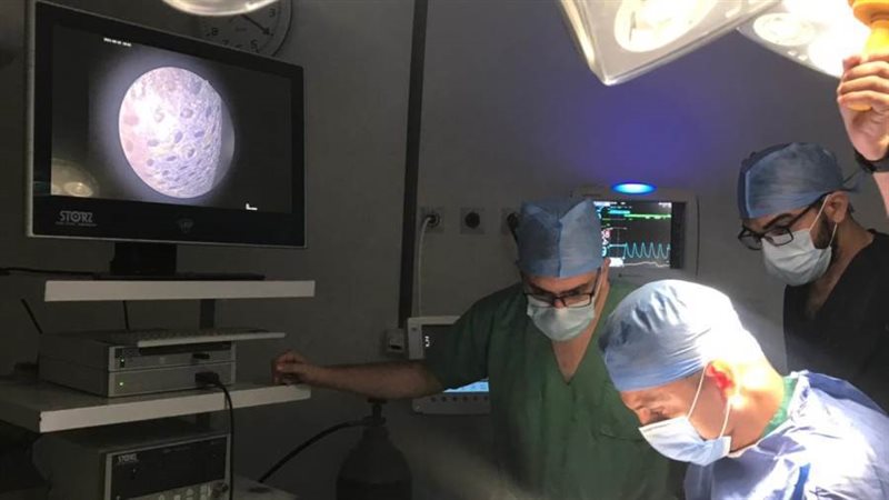 خلال الجراحة