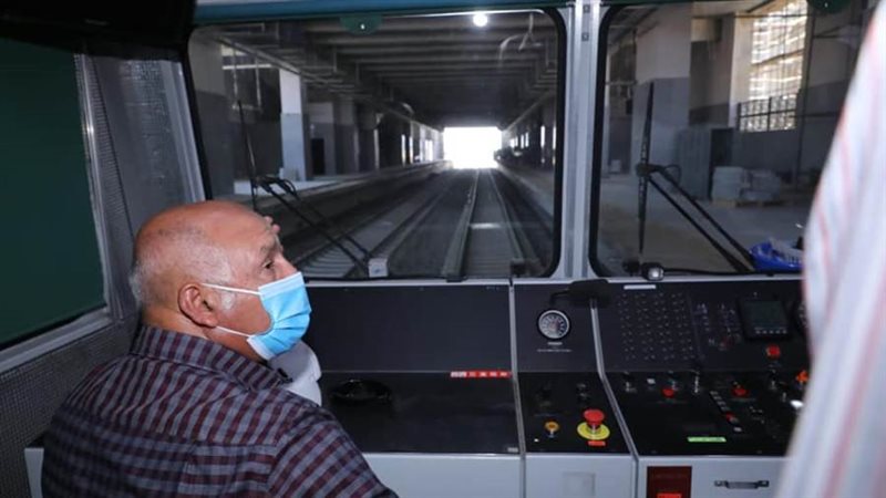 وزير النقل يتفقد