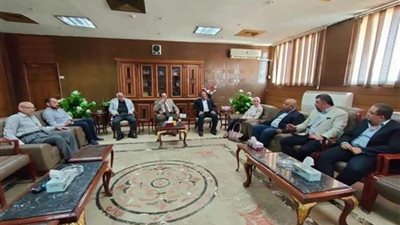 محافظ شمال سيناء يستقبل لجنة نقابة المهندسين