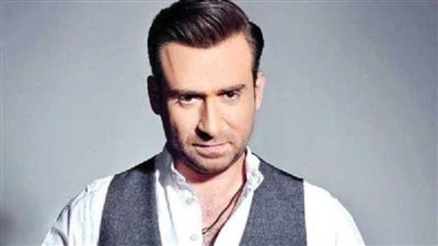 نضال الشافعي يتعرض لوعكة صحية.. وزوجته تكشف السبب