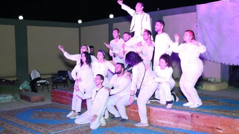 العرض المسرحي ولاد