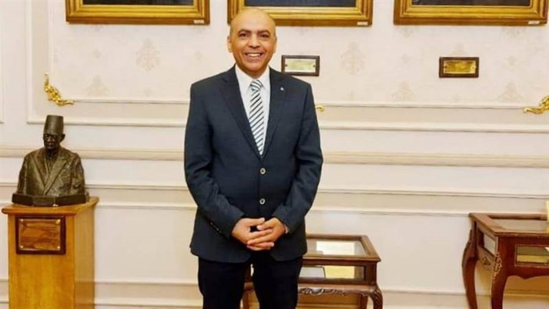 الدكتور جمال أبو