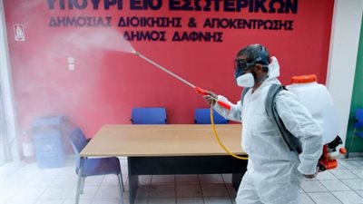 اليونان: 34 وفاة وألفان و628 إصابة بفيروس 