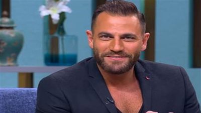 نيقولا معوض..