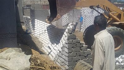 محافظ الإسكندرية: تكليفات مشددة لرؤساء الأحياء للتصدي بكل حزم لمخالفات البناء