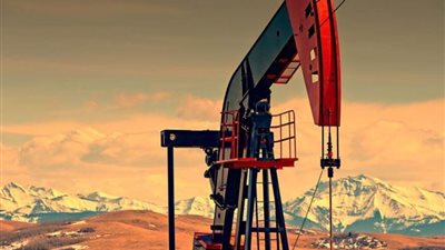 النفط يرتفع وسط توقعات بزيادة الطلب على الخام