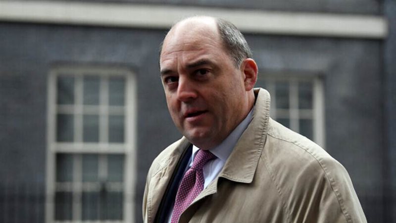 وزير الدفاع البريطاني