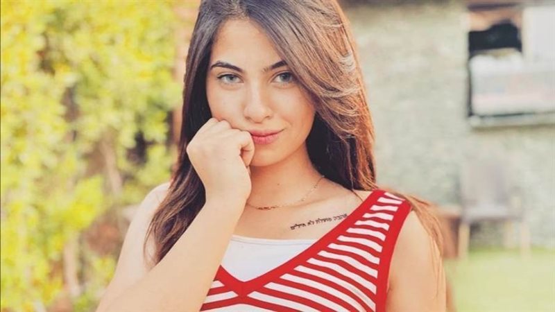 الفنانة رودينه أحمد