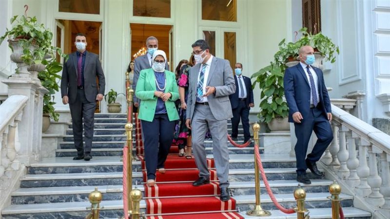 وزيرة الصحة تستقبل