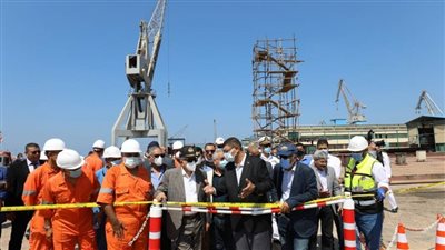  نشاط مكثف للفريق أسامة ربيع بمرافق هيئة قناة السويس في بورسعيد