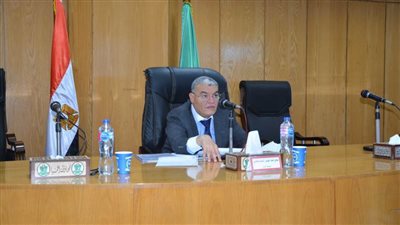 محافظ المنيا: تنفيذ 333 مشروعا في قطاعي مياه الشرب والصرف 