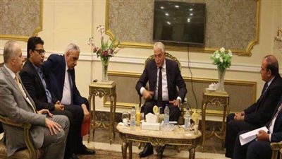 خطة ترويجية سياحية لاستضافة سباقات الهجن في جنوب سيناء