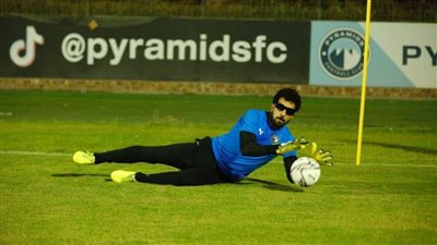 بيراميدز يدخل أحدث تقنية نظارات تدريب حراس المرمى