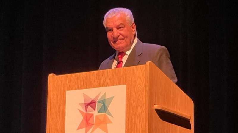 حواس يواصل جولاته