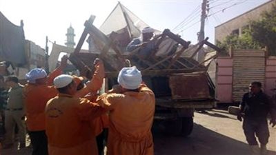 حملة لإزالة الإشغالات بحي الجمرك في الإسكندرية