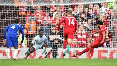 بهدف صلاح.. ليفربول يتعادل بصعوبة أمام تشيلسي في قمة الجولة الثالثة من البريميرليج