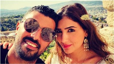 شاهد قبلات مي عمر ومحمد سامي في حفل خطوبة شقيقته