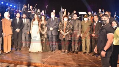 فرقة الموسيقى العربية لدار الأوبرا تبهر أهالي قرى ساحل سليم بأسيوط