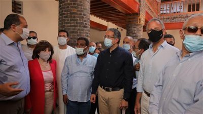 العناني يفتتح وكالة الجداوي بعد ترميمها