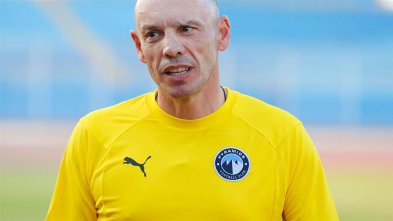 تاكيس جونياس