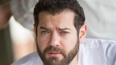 عمرو يوسف يتعافى من إصابته خلال تصوير أحد مشاهد 
