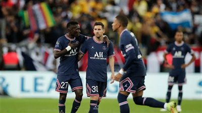ظهور «ميسي» في فوز باريس بثنائية «مبابي» على ريمس