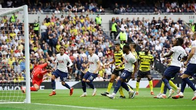 «سون» يقود توتنهام للفوز على واتفورد في ثالث جولات البريميرليج
