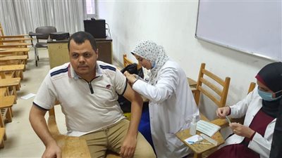 جامعة دمنهور تشارك فى حملات التطعيم ضد فيروس كورونا