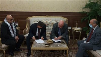 مساواة الطلبة الفلسطينيين بأشقائهم المصريين بالرسوم الجامعية