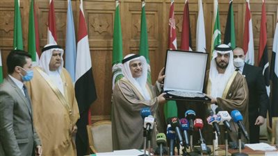 أبو الغيط يستقبل رئيس البرلمان العربي والشيخ خليفة بن محمد آل نهيان 