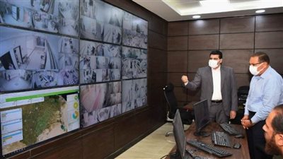 محافظ الشرقية  ونائبه يفتتحان مركز عمليات المحافظة الجديد بالديوان العام 