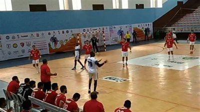 عاجل.. انتهاء الشوط الأول بتفوق يد الأهلي علي أنتر كلوب الأنجولي (17_15)