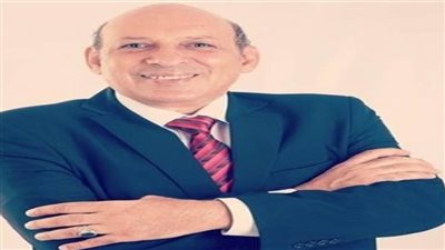 وزيرة الثقافة: 