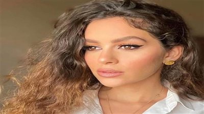 جميلة عوض تروج لفيلم المحكمة بنشر بوستر يحمل صورتها فقط