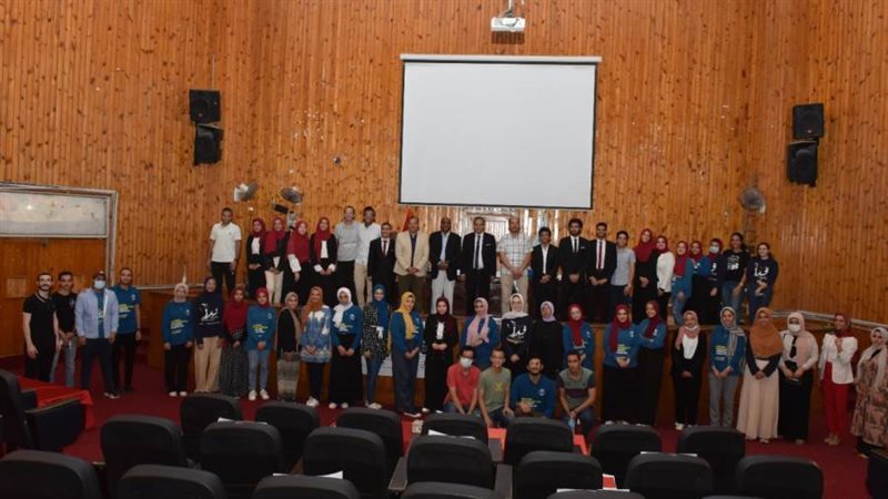 طلاب الإتحاد ورئيس