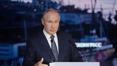 بوتين يدعو إلى عدم تسييس مسألة أصل فيروس كورونا ويؤكد على ضرورة التعاون في مكافحته