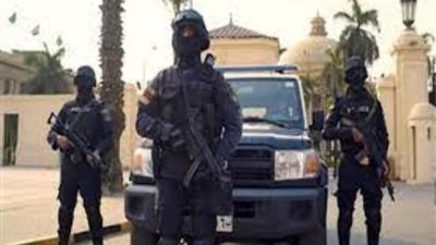 مصدر أمني ينفي صحة فيديو روجته جماعة الإخوان الإرهابية حول اعتداء رجل شرطة على مواطن