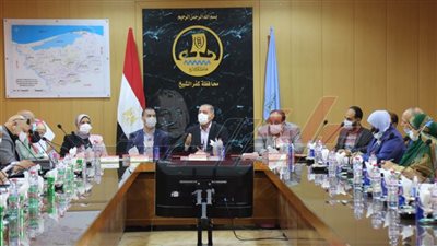 مراجعة مشروعات الصرف الصحي وخفض المنسوب بكفر الشيخ