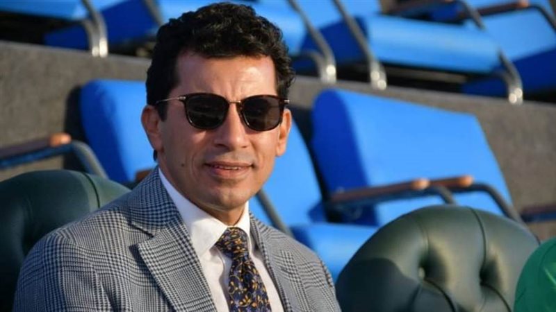 أشرف صبحي - وزير