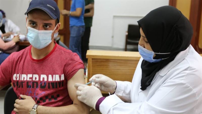 تطعيم الطلاب